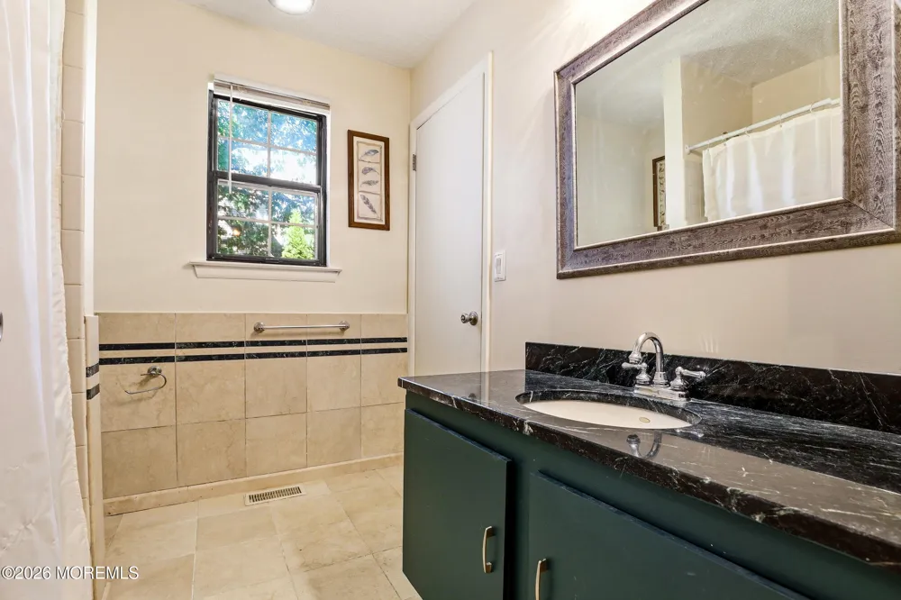 1206 Dahlia Court Jackson, NJ 08527