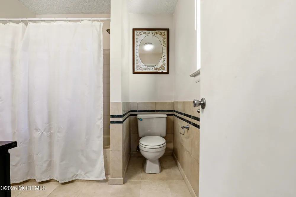 1206 Dahlia Court Jackson, NJ 08527
