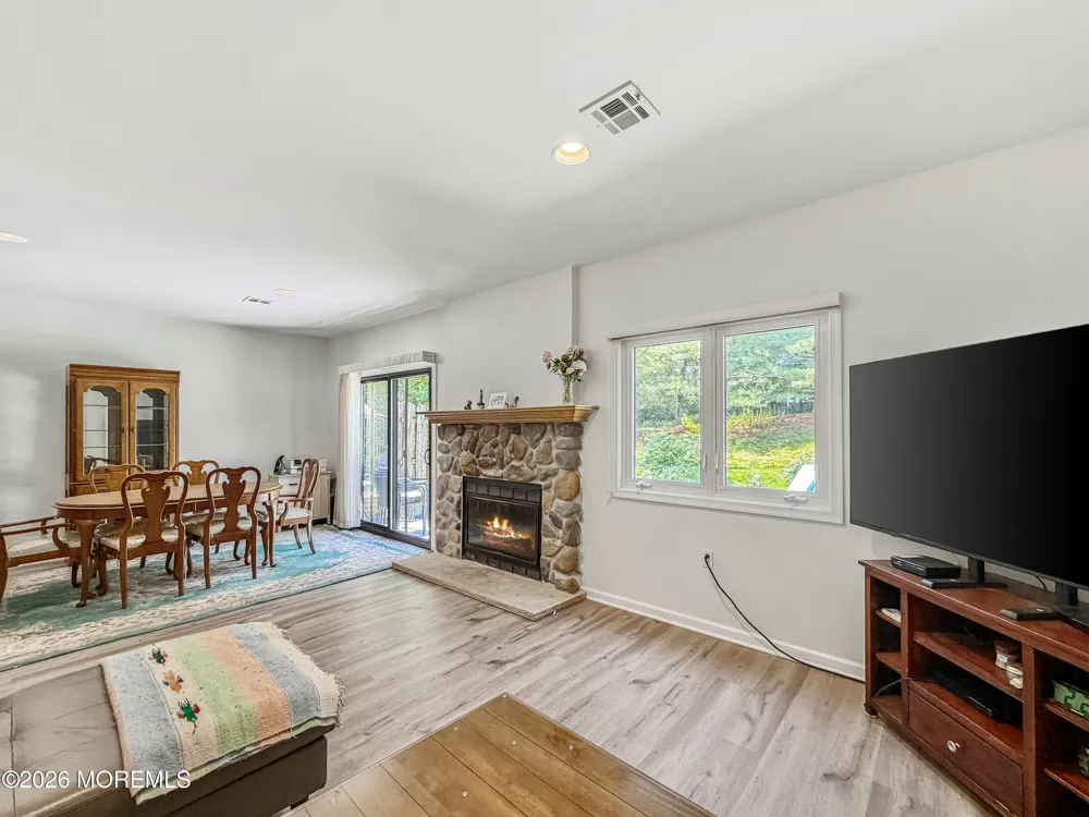 254 Plum Drive Marlboro, NJ 07746