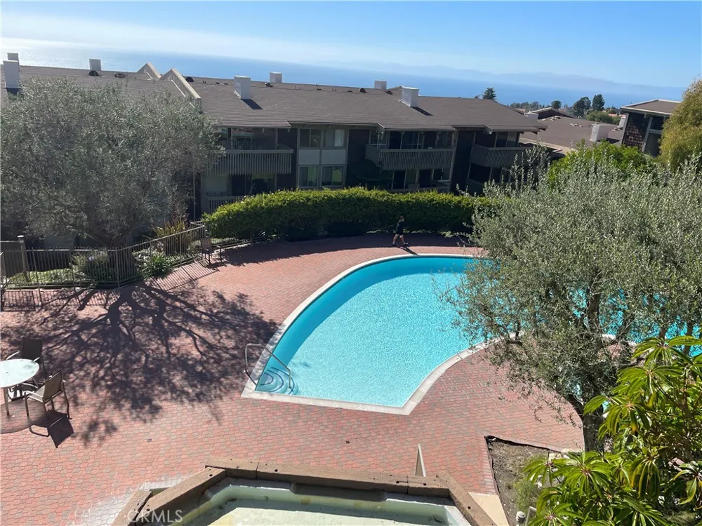 6542 Ocean Crest Rancho Palos Verdes, CA 90275
