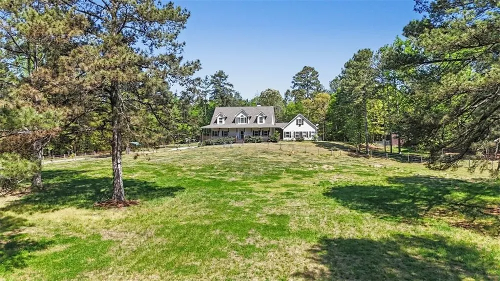 11 Appaloosa Court Taylorsville, GA 30178