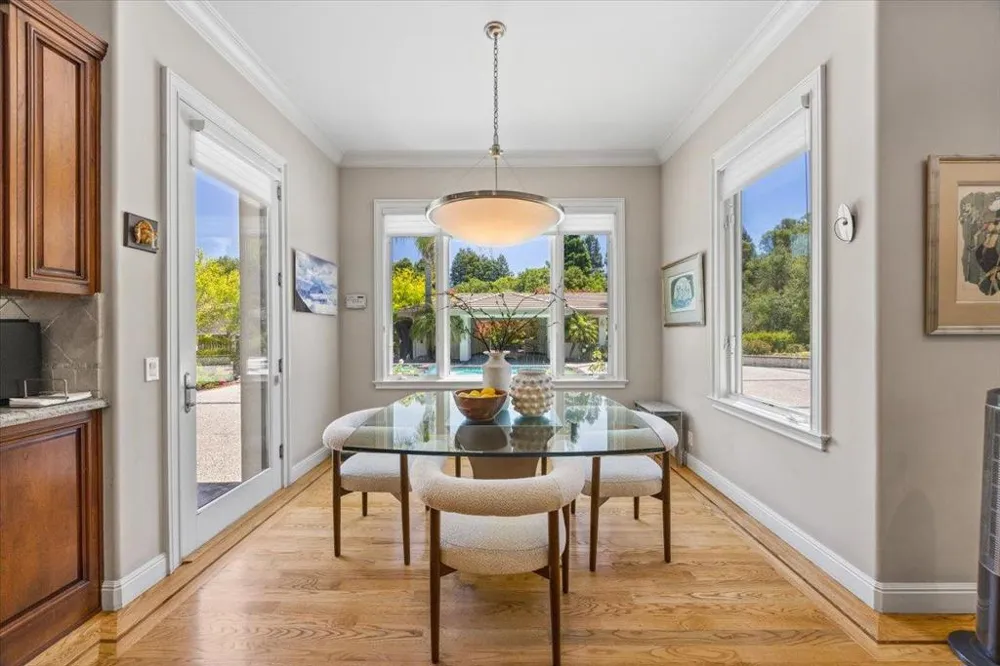 20040 Spaich Court Saratoga, CA 95070