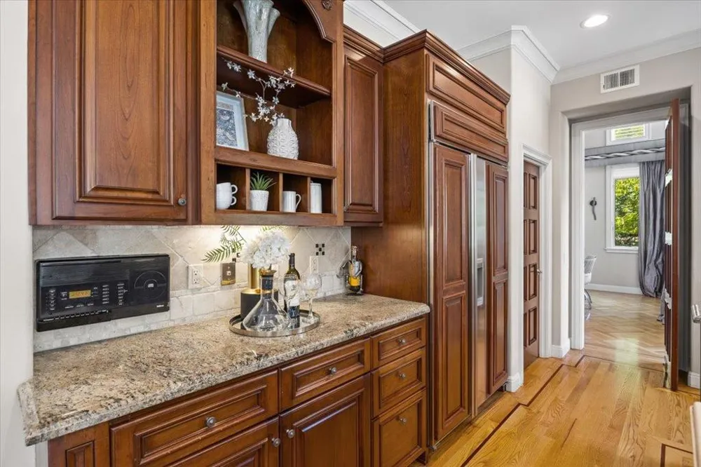 20040 Spaich Court Saratoga, CA 95070