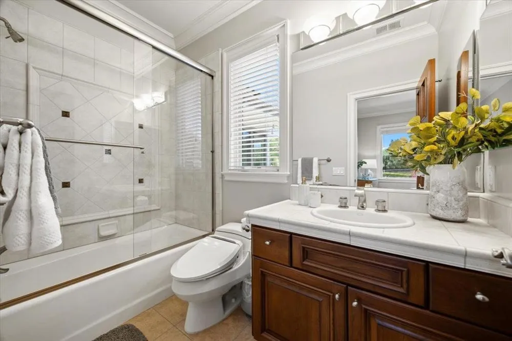 20040 Spaich Court Saratoga, CA 95070