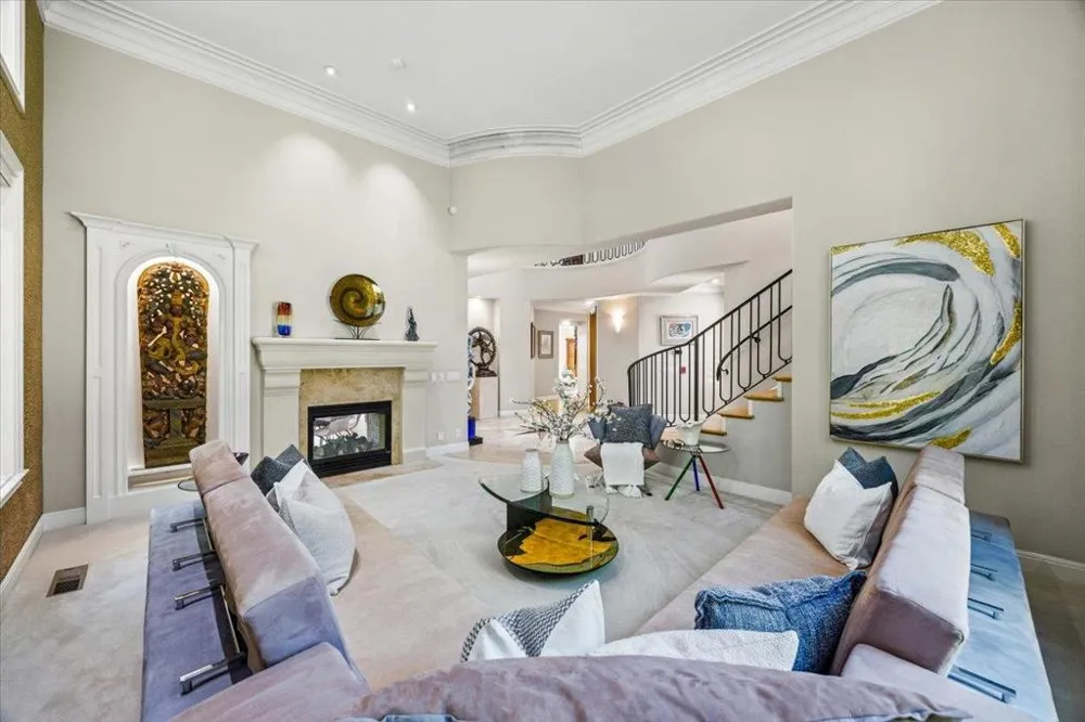 20040 Spaich Court Saratoga, CA 95070