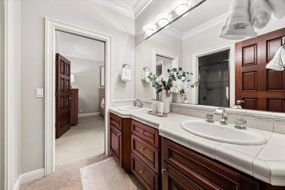 20040 Spaich Court Saratoga, CA 95070