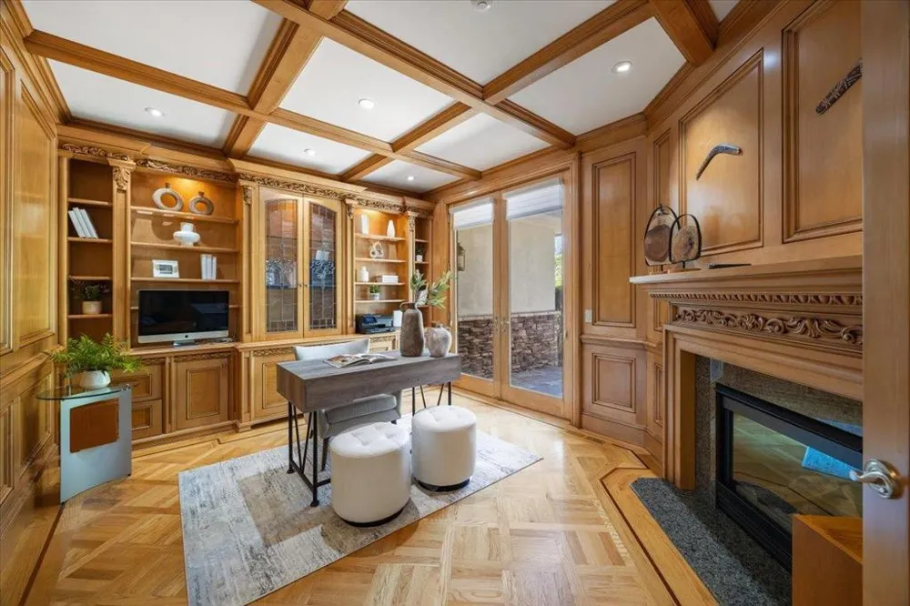20040 Spaich Court Saratoga, CA 95070