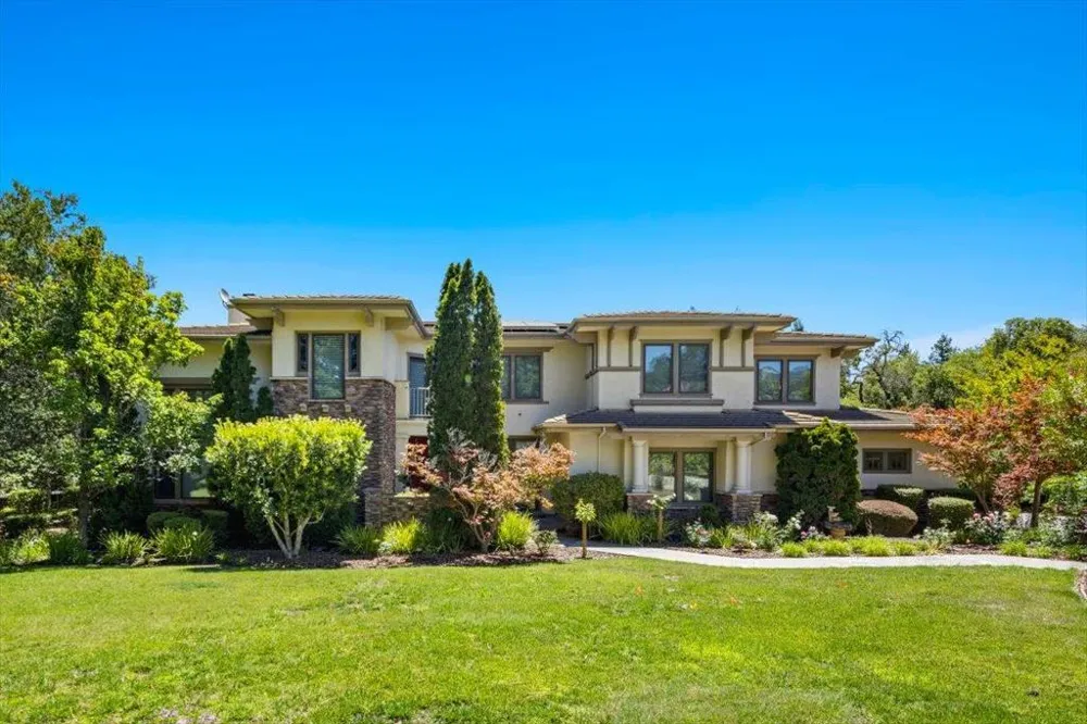 20040 Spaich Court Saratoga, CA 95070