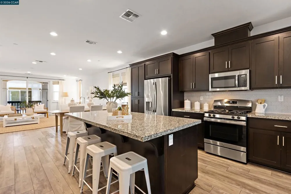 216 Ashton Way Pleasant Hill, CA 94523