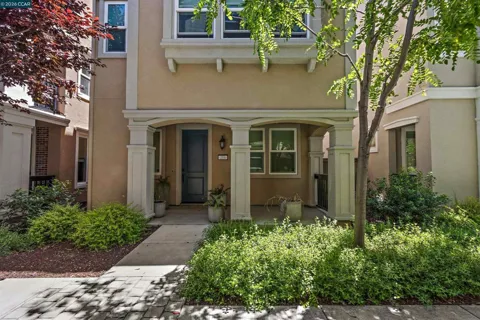 216 Ashton Way