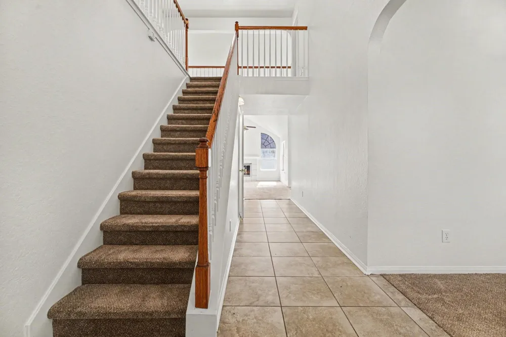 5123 Chase Park Gate Street Bacliff, TX 77518