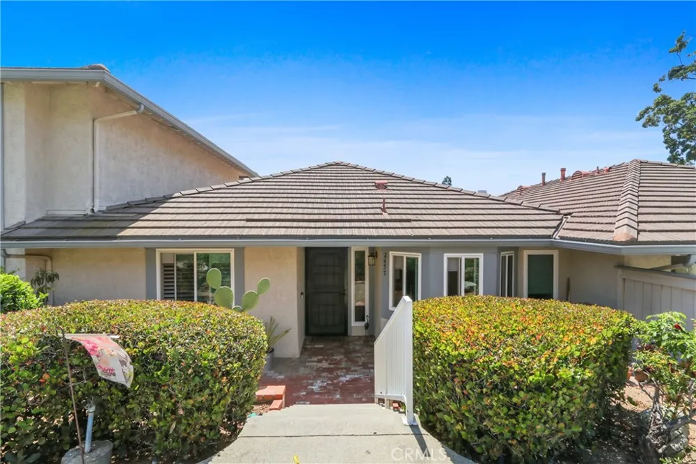 2457 Morning Dew Brea, CA 92821
