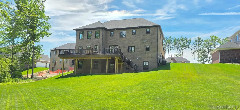 6002 Monarch Clarkston City, MI 48348