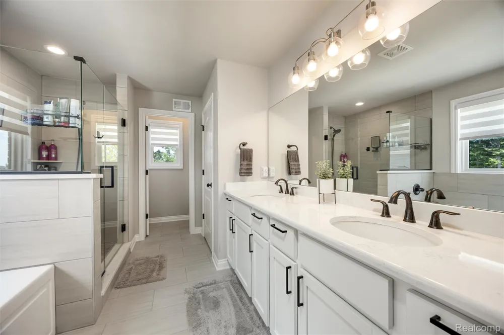 6002 Monarch Clarkston City, MI 48348