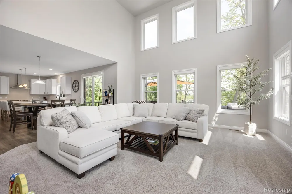 6002 Monarch Clarkston City, MI 48348