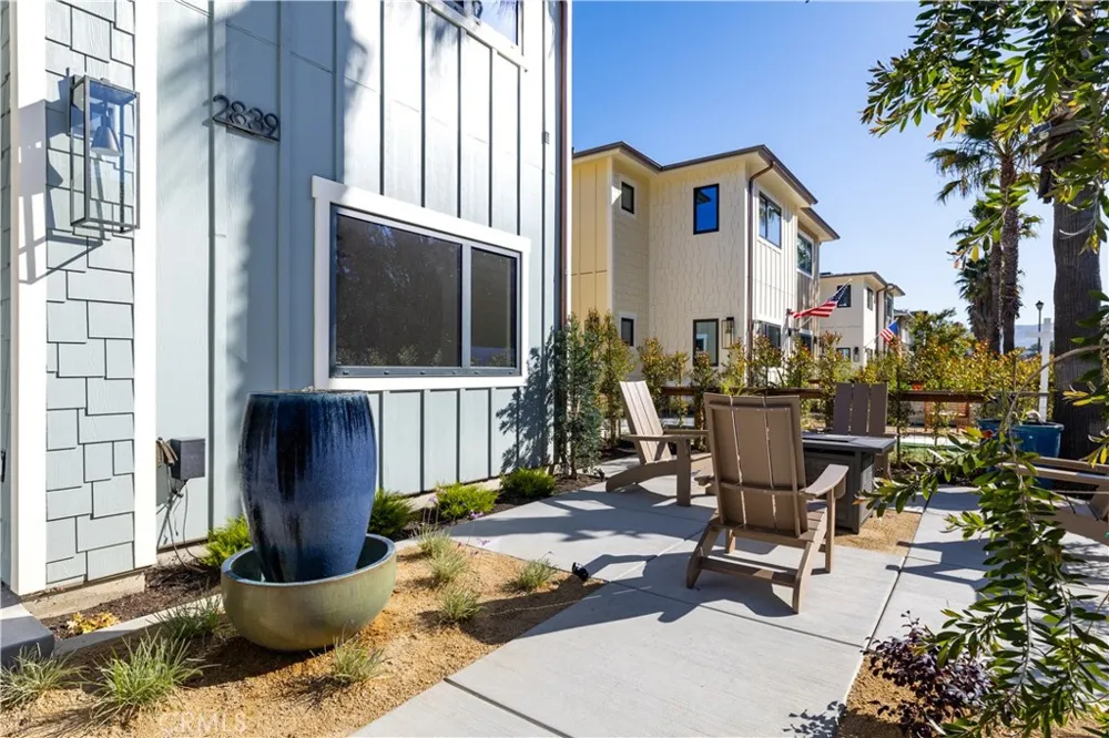 2839 Avila Beach Avila Beach, CA 93424