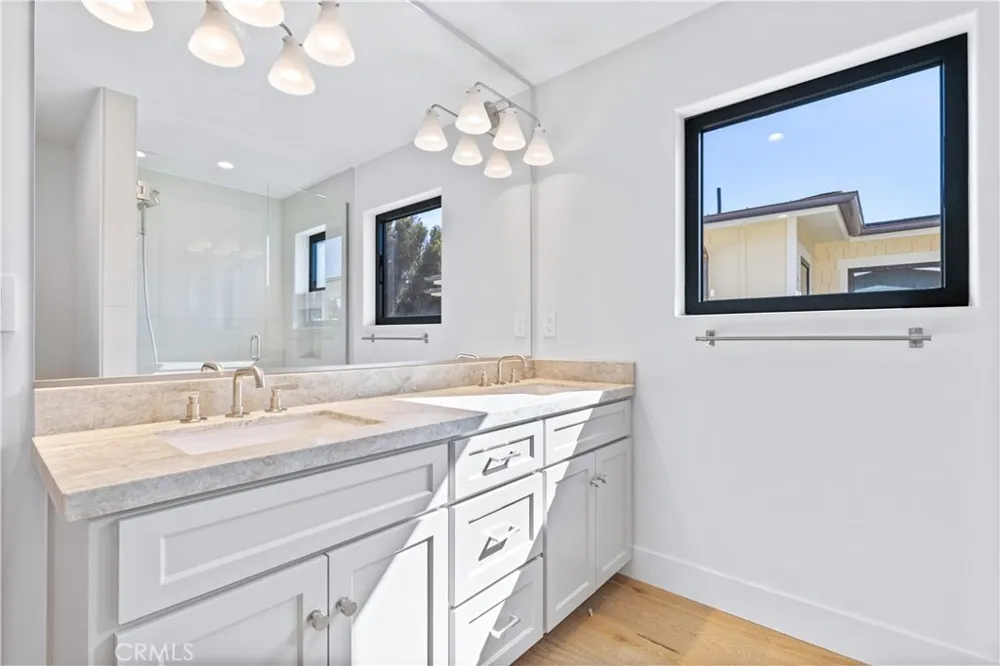 2839 Avila Beach Avila Beach, CA 93424