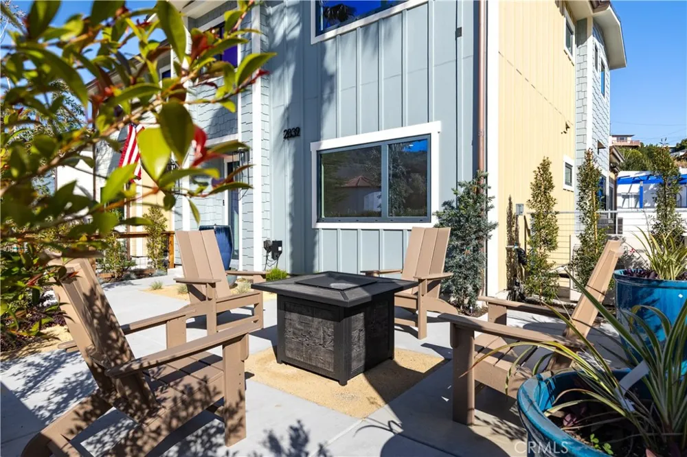 2839 Avila Beach Avila Beach, CA 93424