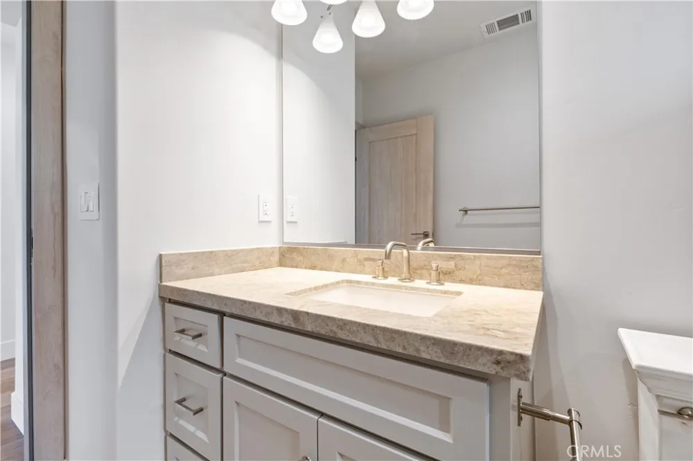 2839 Avila Beach Avila Beach, CA 93424