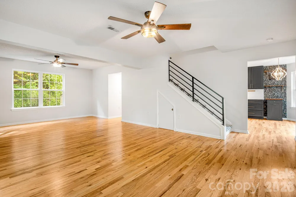 747 Osborne Road Clyde, NC 28721