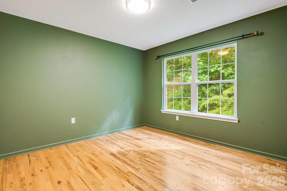 747 Osborne Road Clyde, NC 28721