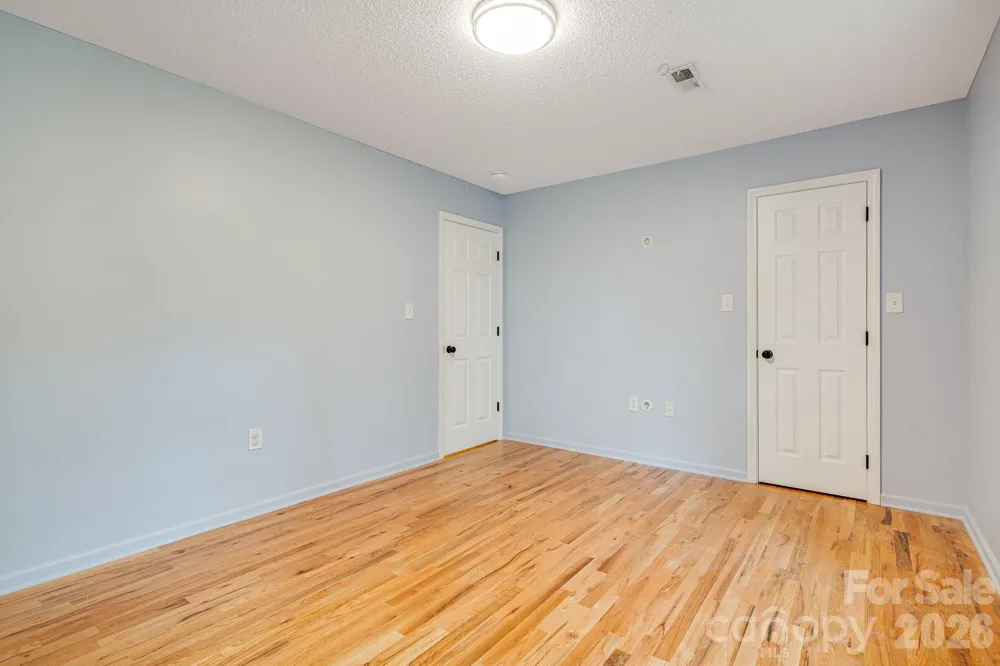 747 Osborne Road Clyde, NC 28721