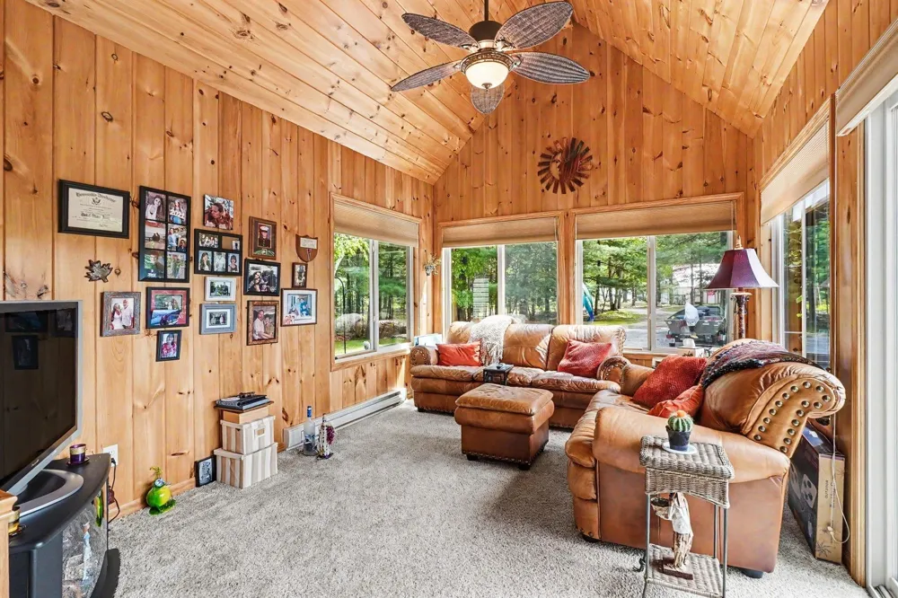 4915 Johnson Avenue Plainfield Township, MI 48739