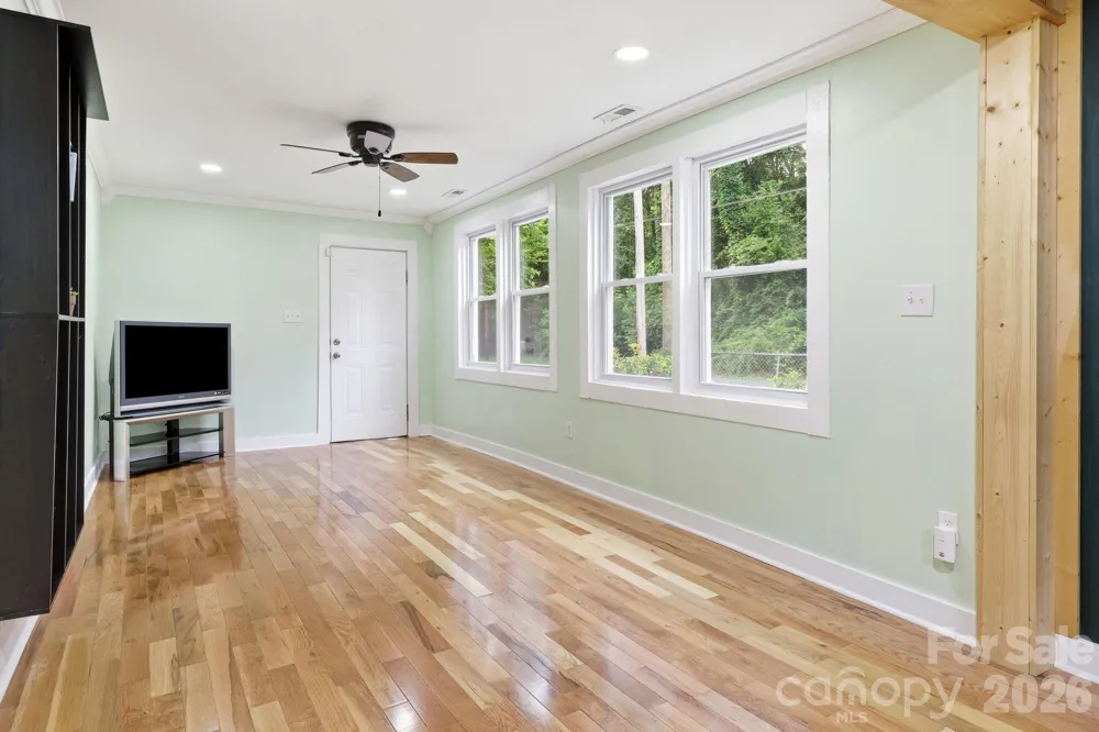 226 Vance Avenue Black Mountain, NC 28711