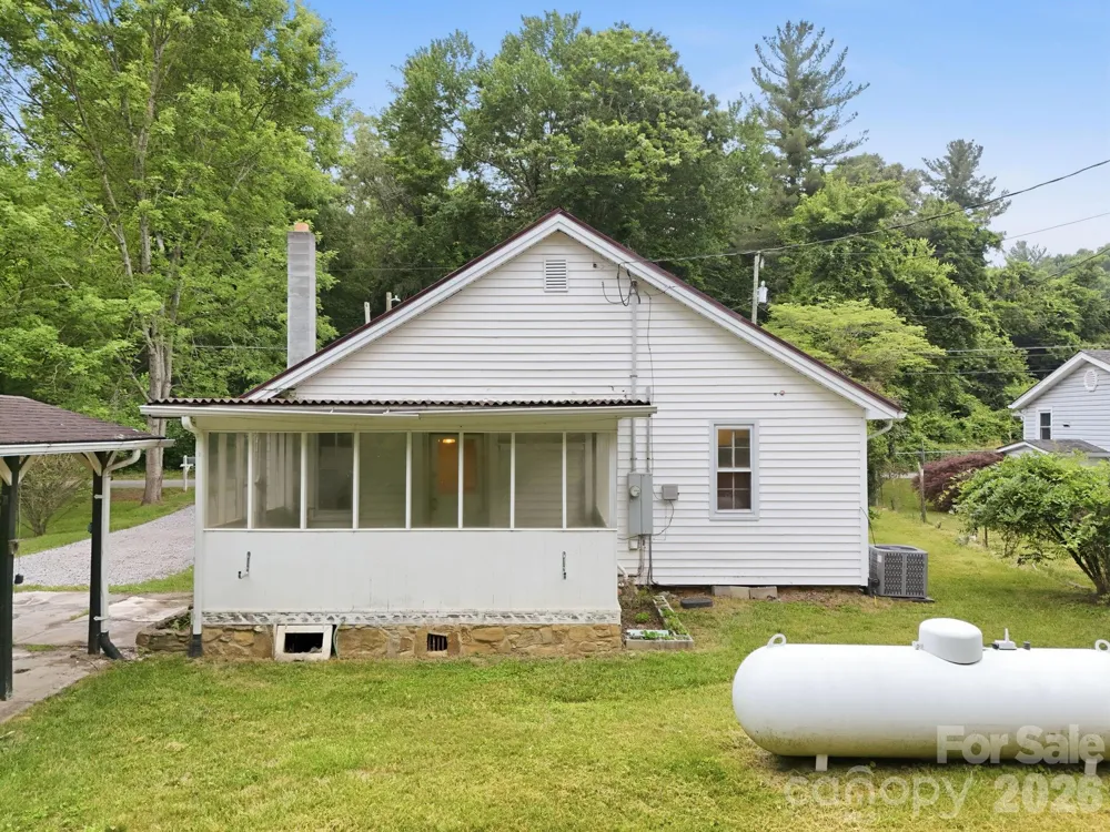 226 Vance Avenue Black Mountain, NC 28711