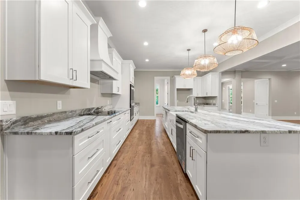 412 Jess Hunt Road Cleveland, GA 30528