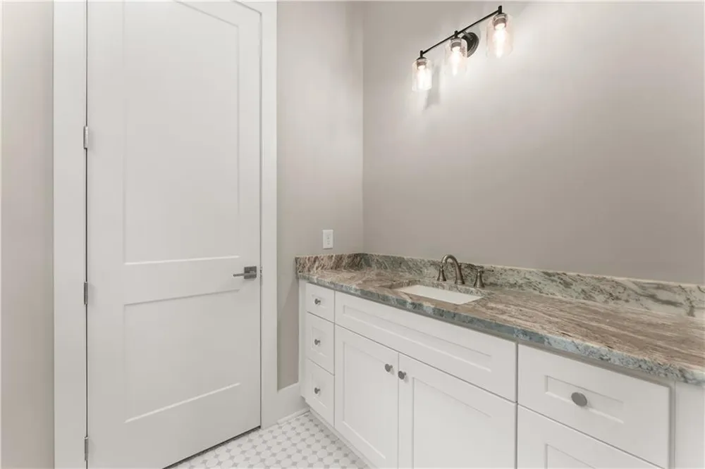 412 Jess Hunt Road Cleveland, GA 30528