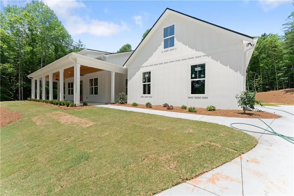 412 Jess Hunt Road Cleveland, GA 30528