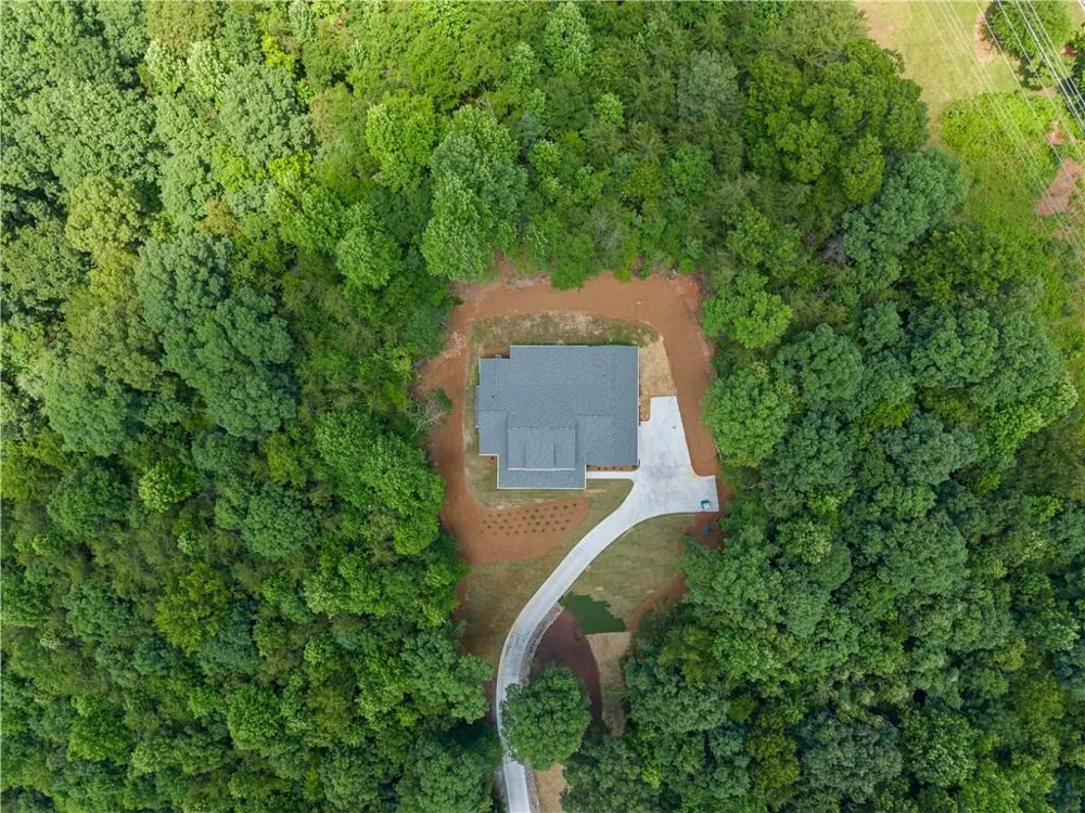 412 Jess Hunt Road Cleveland, GA 30528