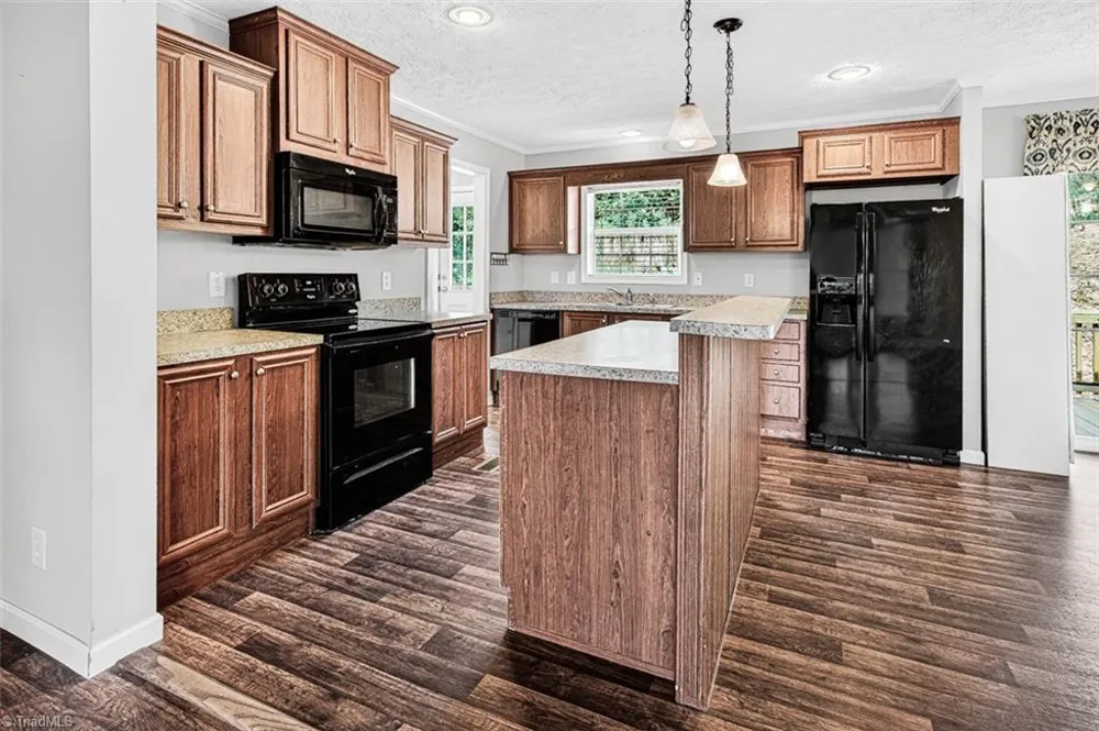 1503 Mulberry Academy Street Franklinville, NC 27248