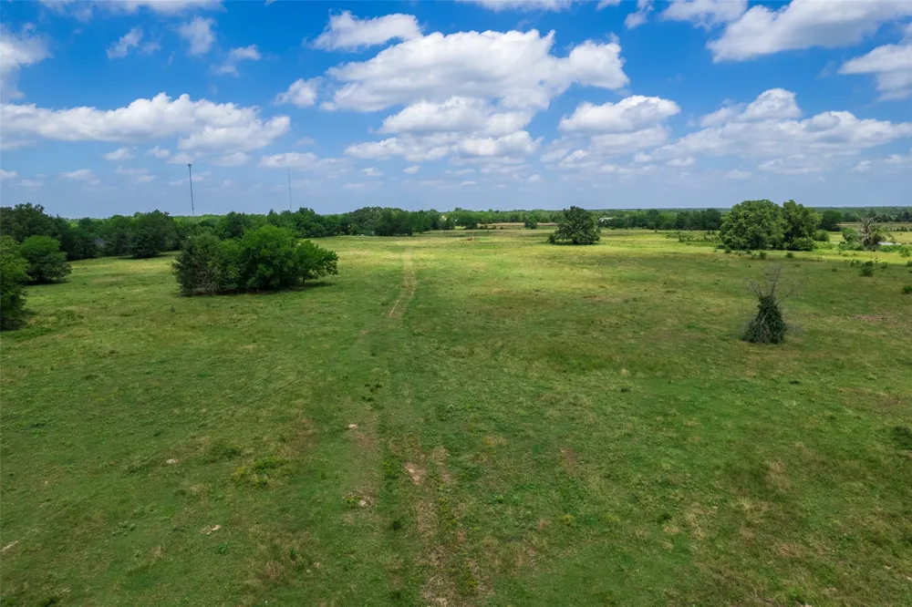 W Farm Rd 71 Talco, TX 75487