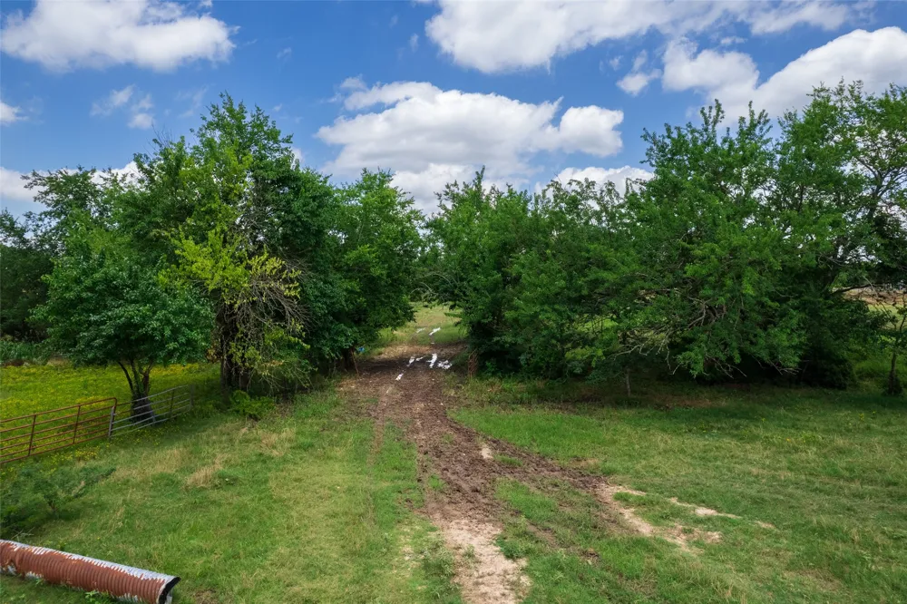 W Farm Rd 71 Talco, TX 75487