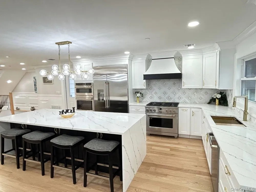 2450 Florin Court Bellmore, NY 11710