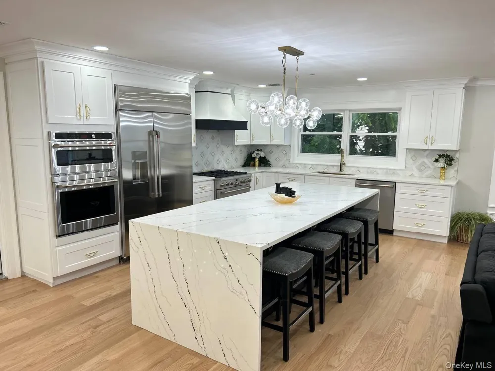 2450 Florin Court Bellmore, NY 11710