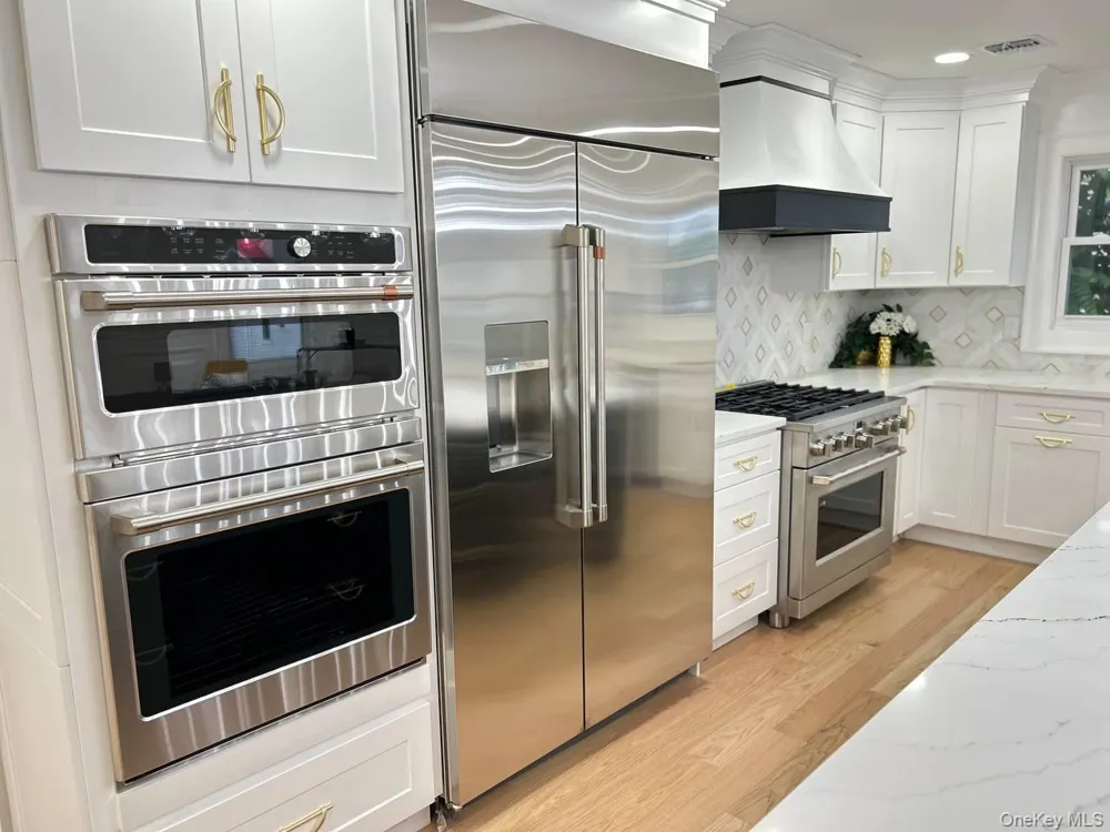 2450 Florin Court Bellmore, NY 11710