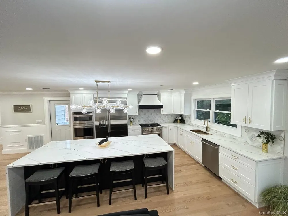 2450 Florin Court Bellmore, NY 11710
