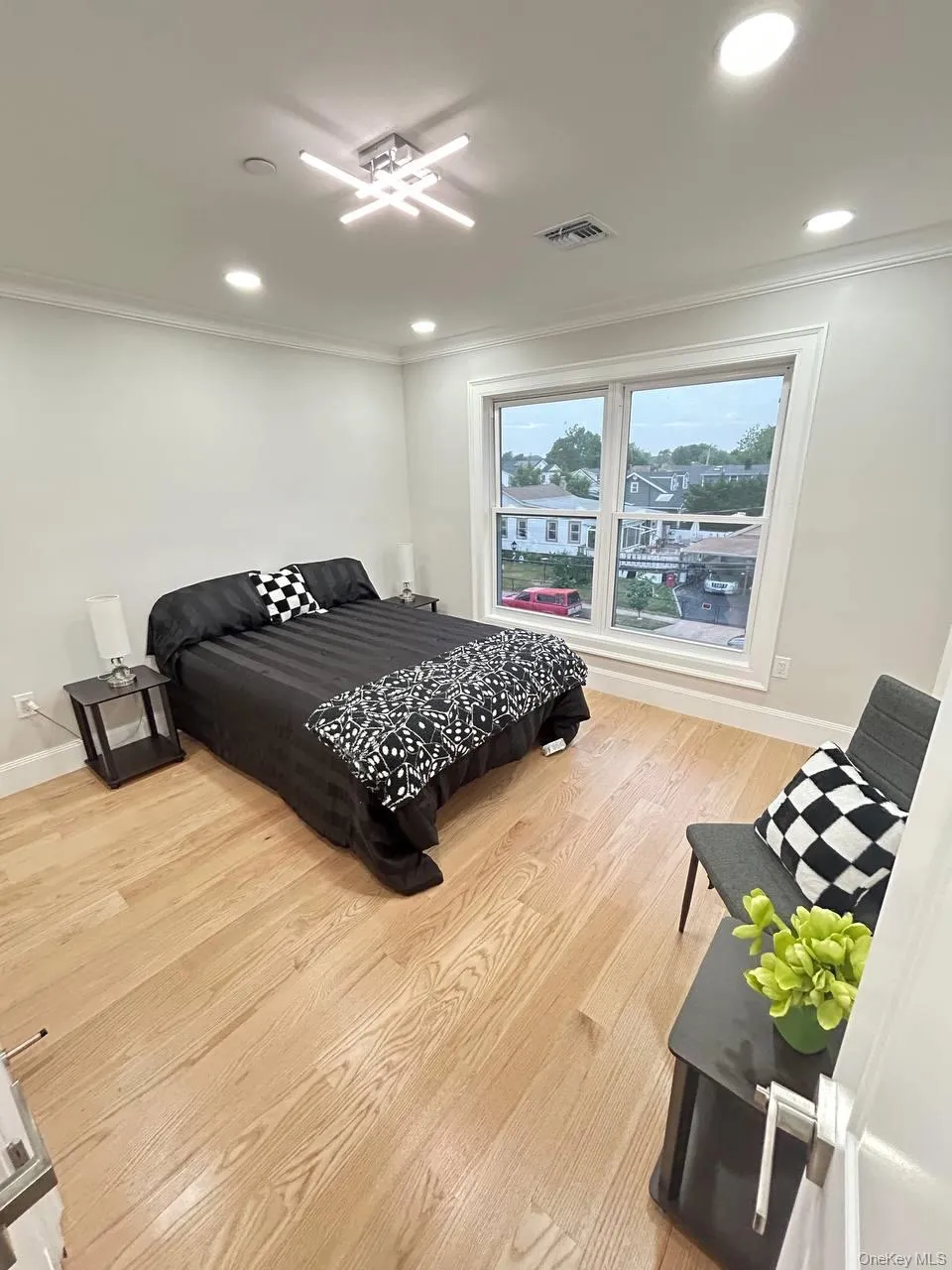 2450 Florin Court Bellmore, NY 11710