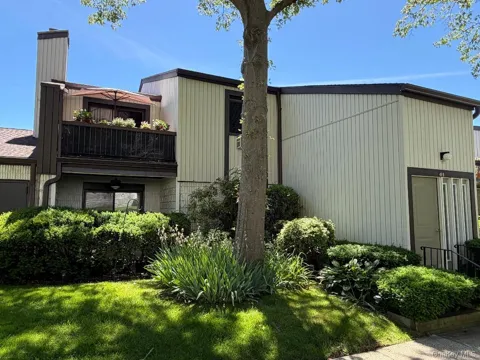 49 Richmond Boulevard #1B