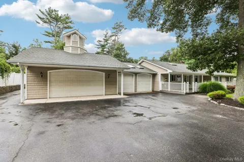 6 Winfield Drive