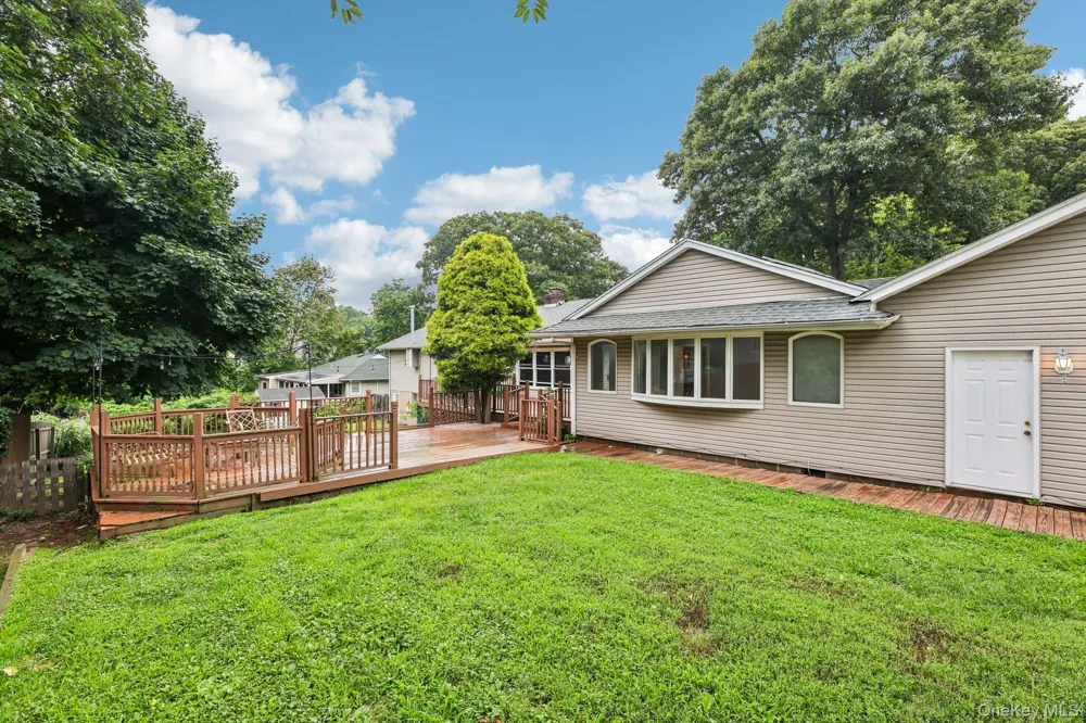 6 Winfield Drive Sound Beach, NY 11789