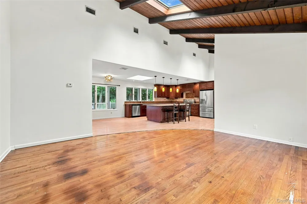 6 Winfield Drive Sound Beach, NY 11789
