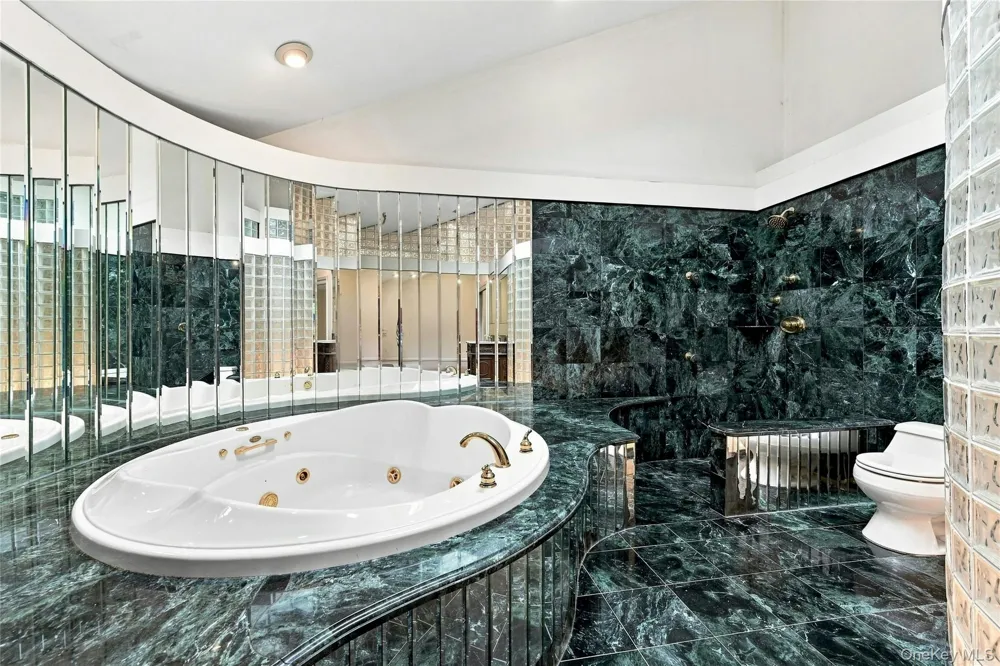 6 Winfield Drive Sound Beach, NY 11789