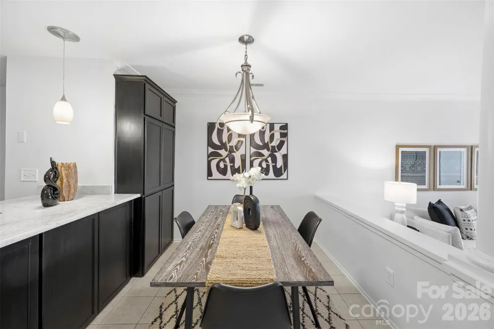 907 Southwest Drive Davidson, NC 28036