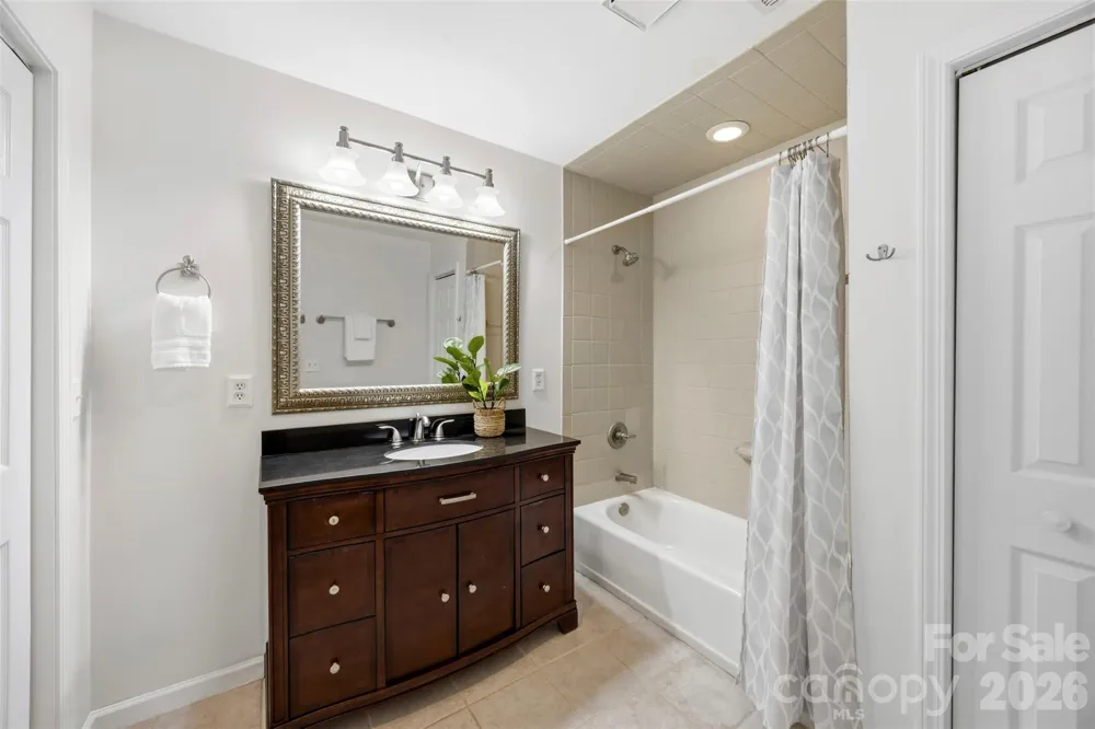 907 Southwest Drive Davidson, NC 28036