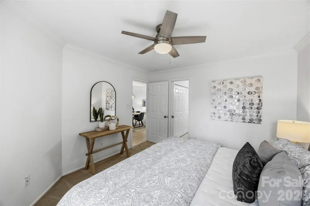 907 Southwest Drive Davidson, NC 28036