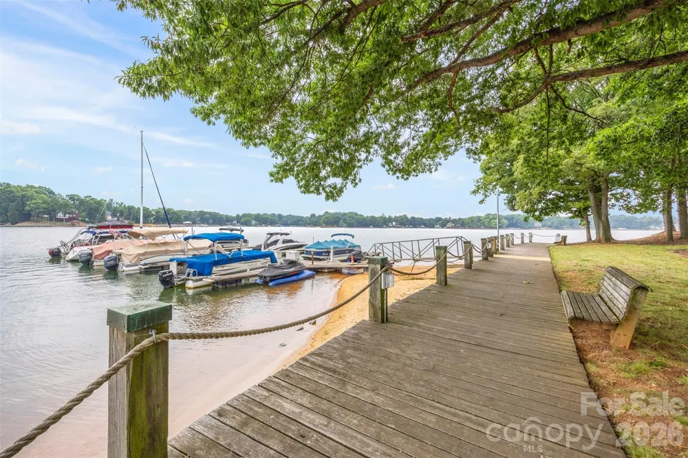 907 Southwest Drive Davidson, NC 28036